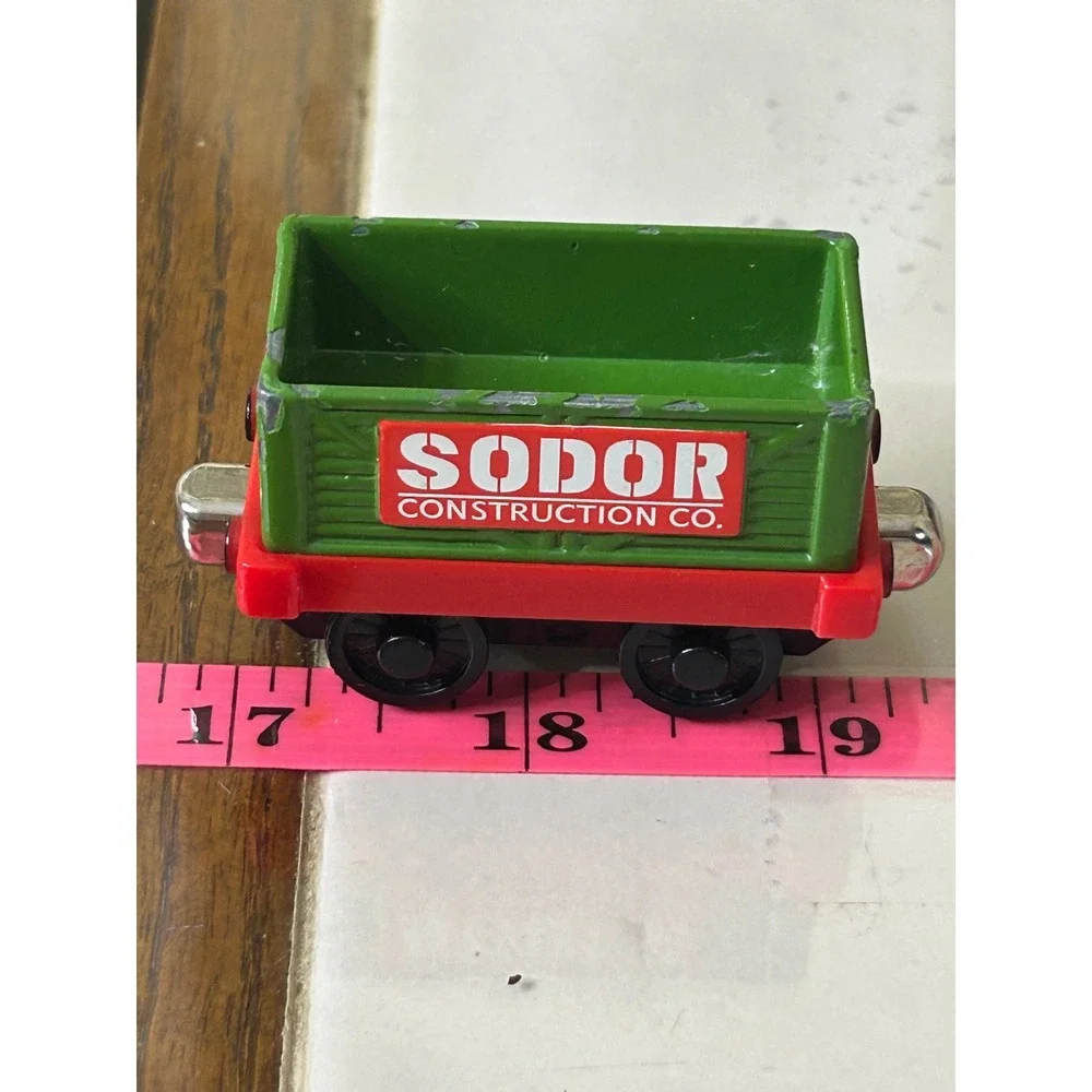 Thomas Take-Along Sodor Construction Co Green Cargo Car Diecast Train T9140